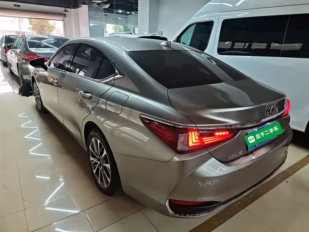 Lexus ES 2022 из CN, фото 4