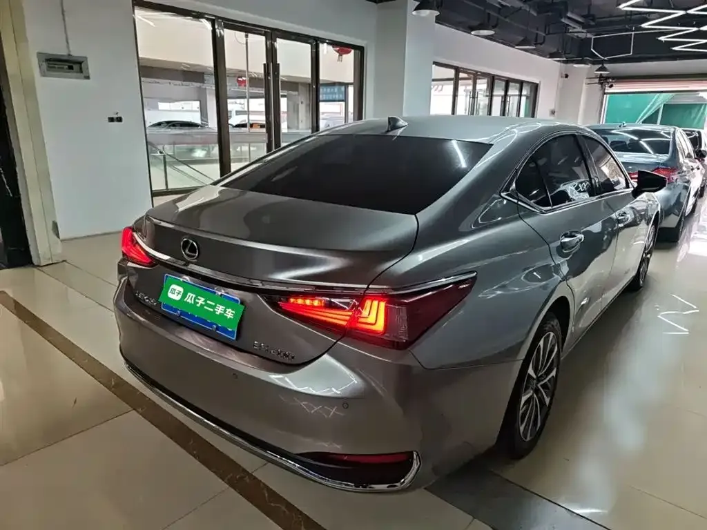 Lexus ES 2022 из CN, фото 5
