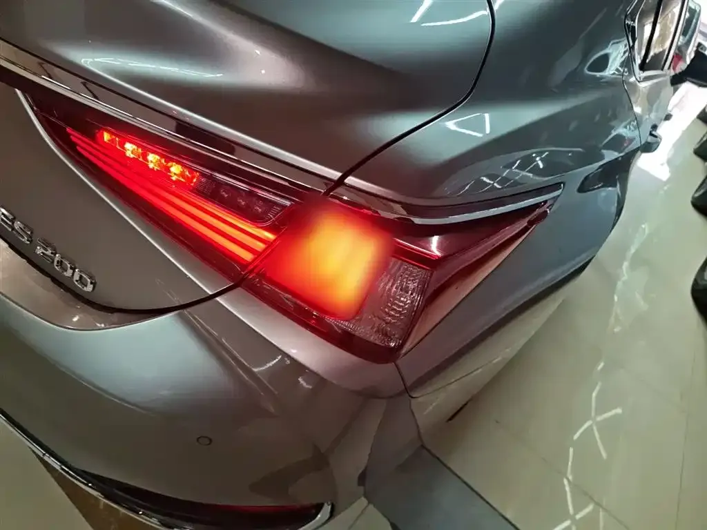 Lexus ES 2022 из CN, фото 8