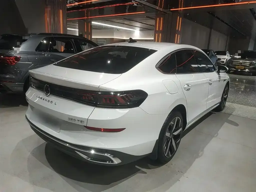 Volkswagen Lamando 2023 из CN, фото 8