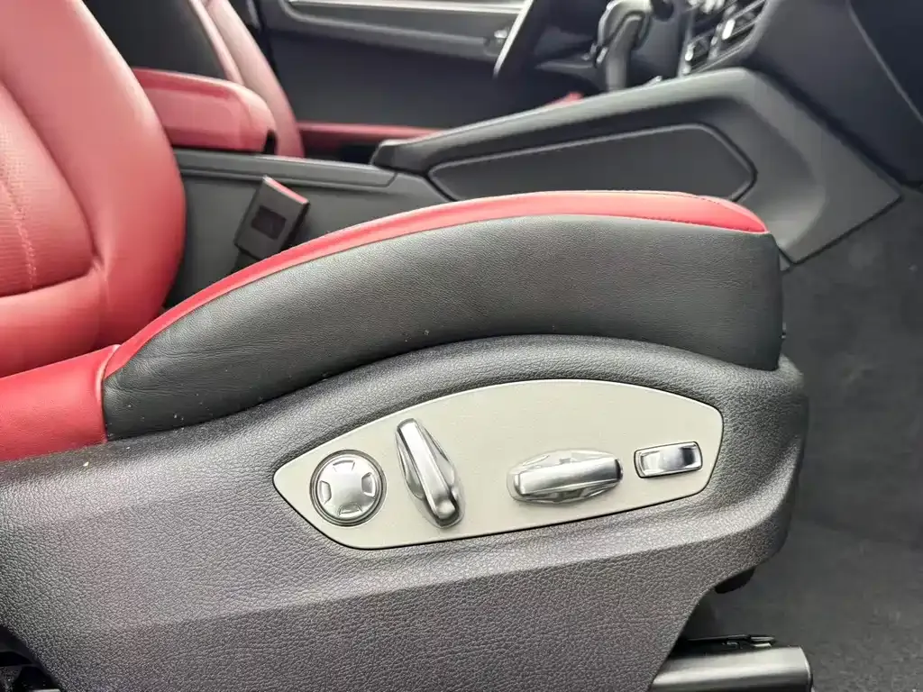 Porsche Macan 2025 из CN, фото 8
