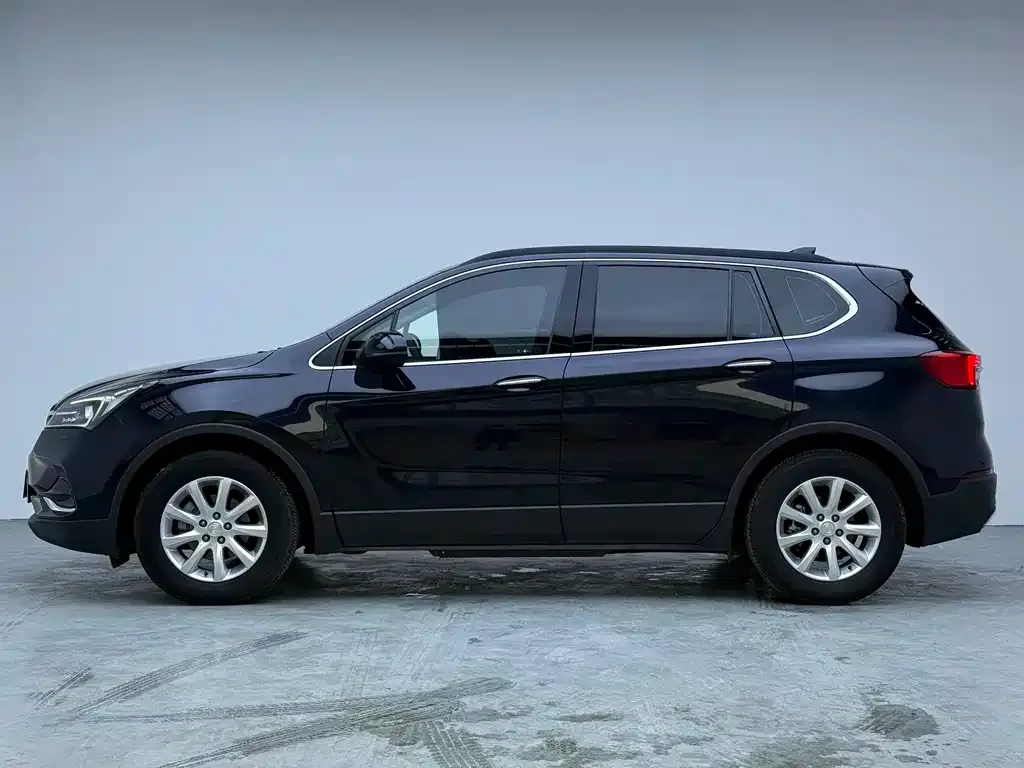 Buick Envision Plus — фото 8