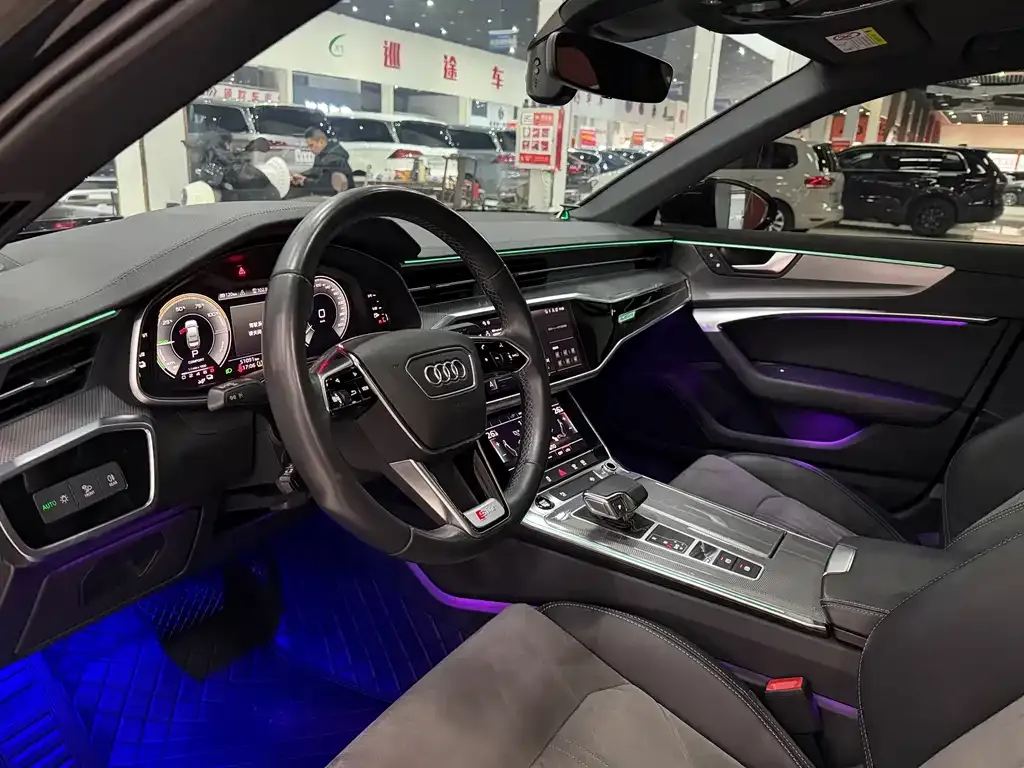 Audi A6L New Energy — фото 7