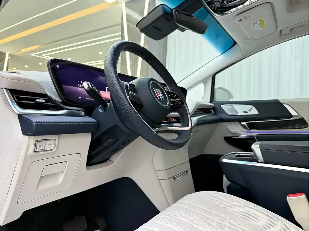 Buick Century 2024 из CN, фото 3