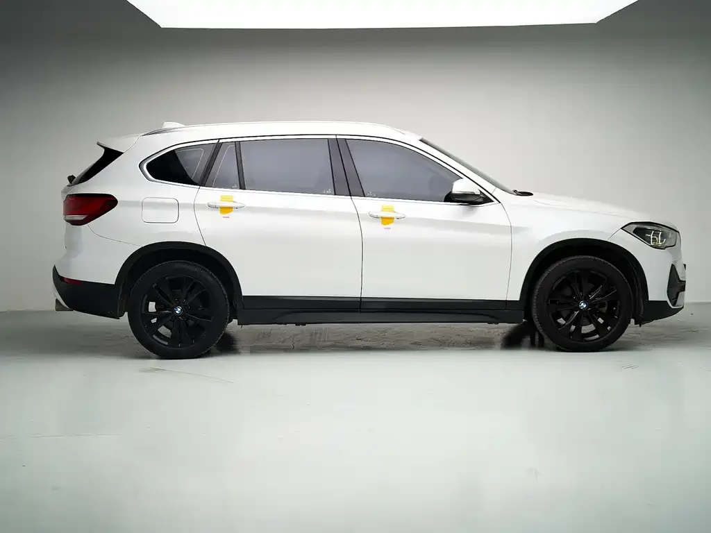 BMW X1 2021 из CN, фото 10