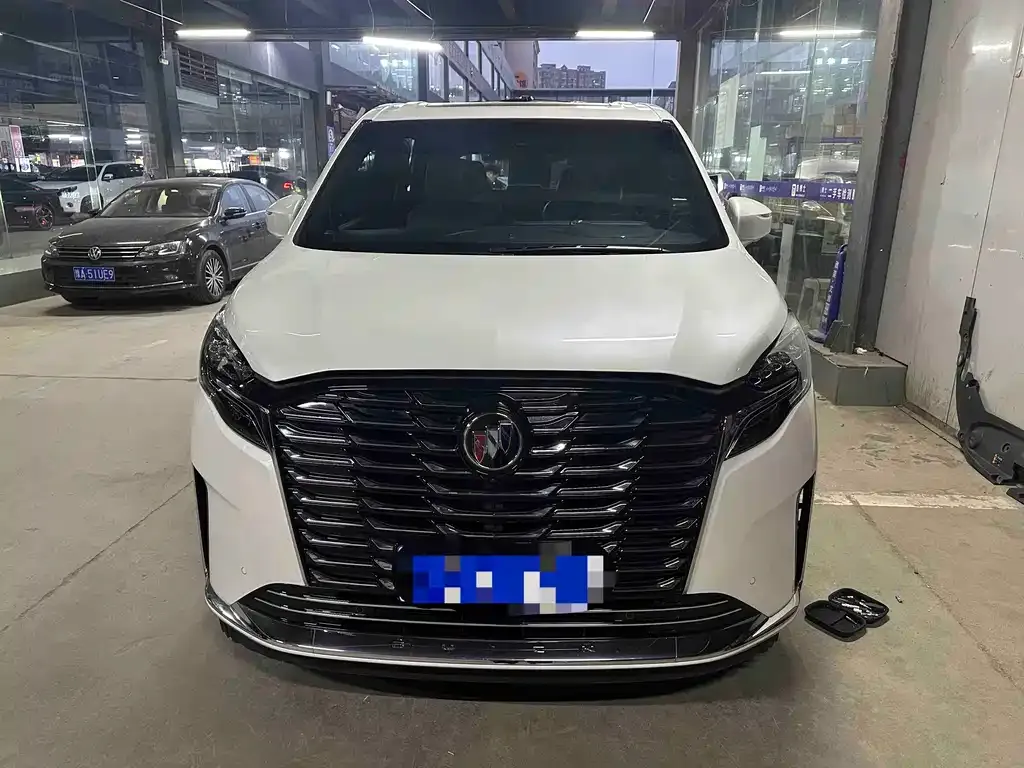 Buick GL8 2023 из CN, фото 9