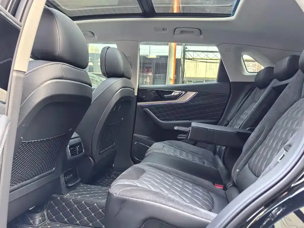 Hongqi HS5 2021 из CN, фото 3