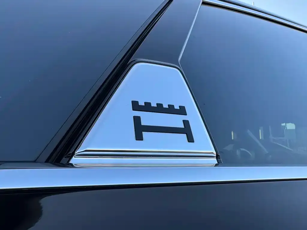 Audi A8 2022 из CN, фото 9