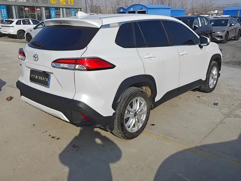 Toyota Corolla Cross 2025 из CN, фото 8