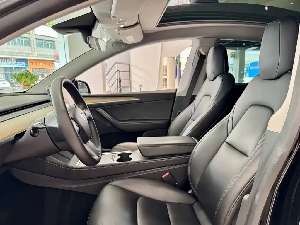 Tesla Model Y 2022 из CN, фото 8