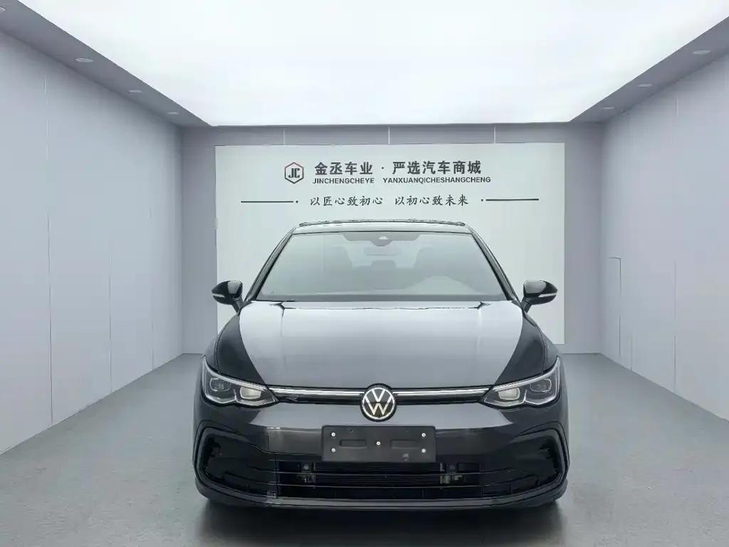 Volkswagen Golf 2022 из CN, фото 8
