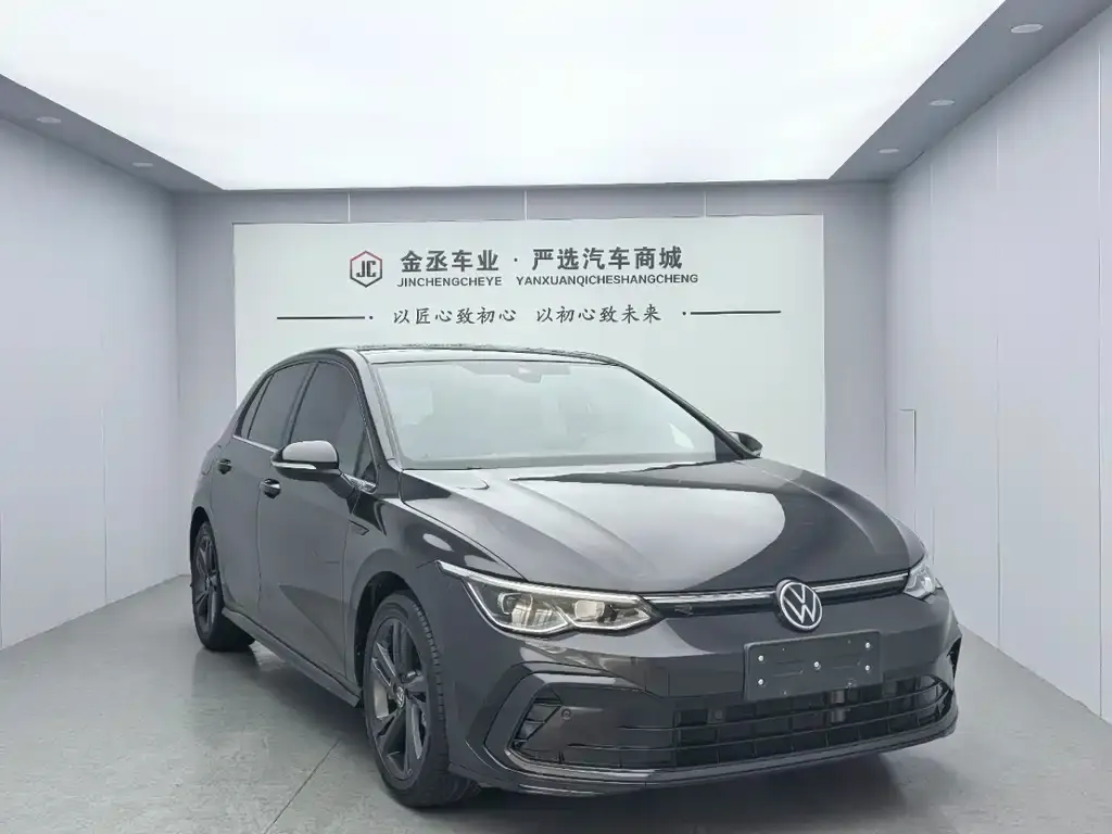Volkswagen Golf 2022 из CN, фото 2