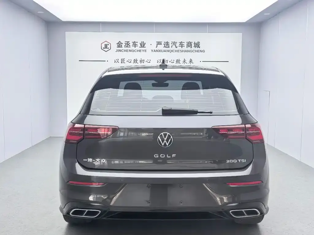 Volkswagen Golf 2022 из CN, фото 3