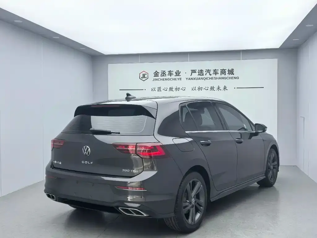 Volkswagen Golf 2022 из CN, фото 4