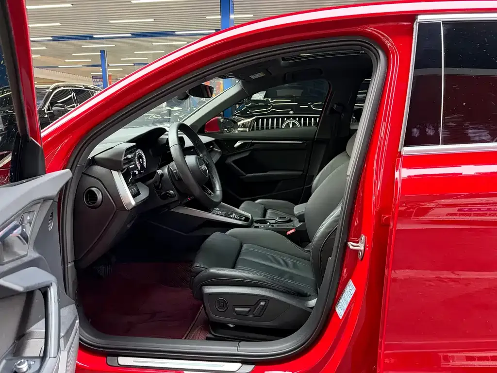 Audi A3 2021 из CN, фото 5