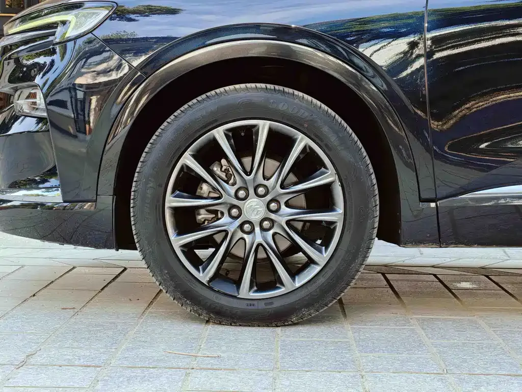 Buick Enclave 2022 из CN, фото 2