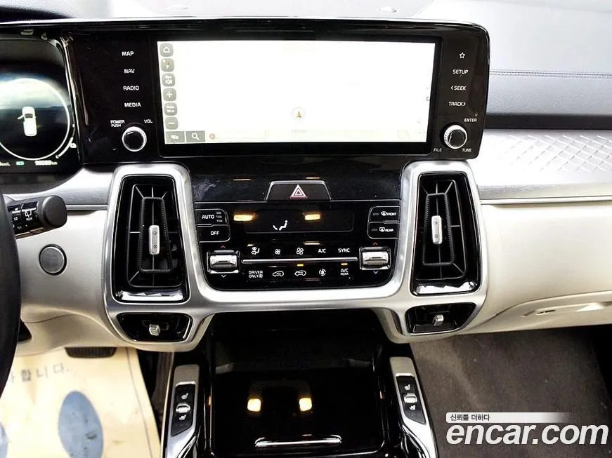 Kia Sorento — фото 3