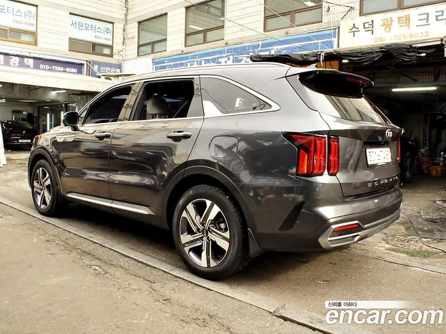 Kia Sorento — фото 10