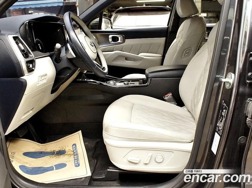 Kia Sorento — фото 7