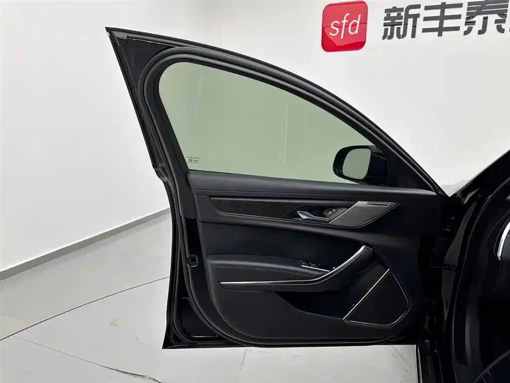 Jaguar XFL 2021 из CN, фото 6