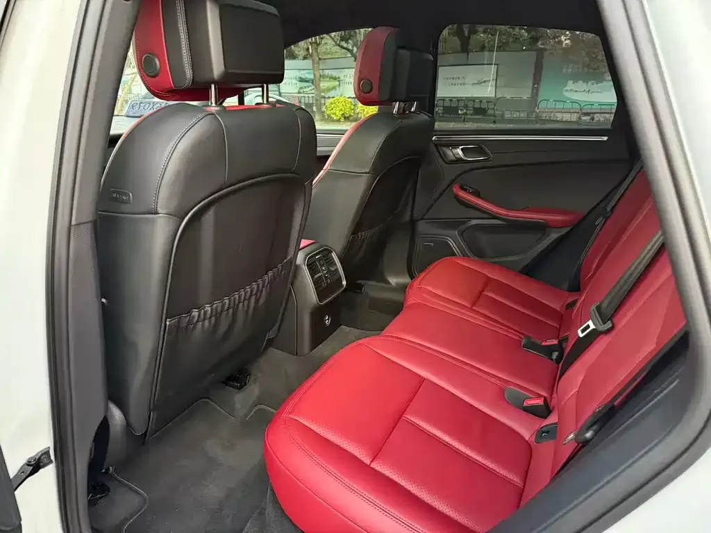 Porsche Macan 2025 из CN, фото 7