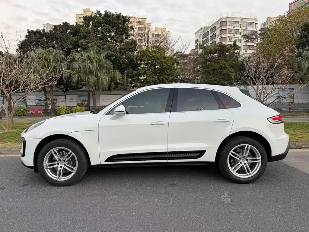 Porsche Macan 2025 из CN, фото 5