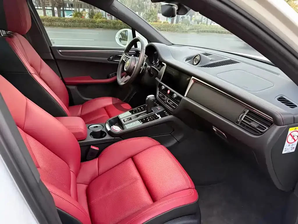 Porsche Macan 2025 из CN, фото 2