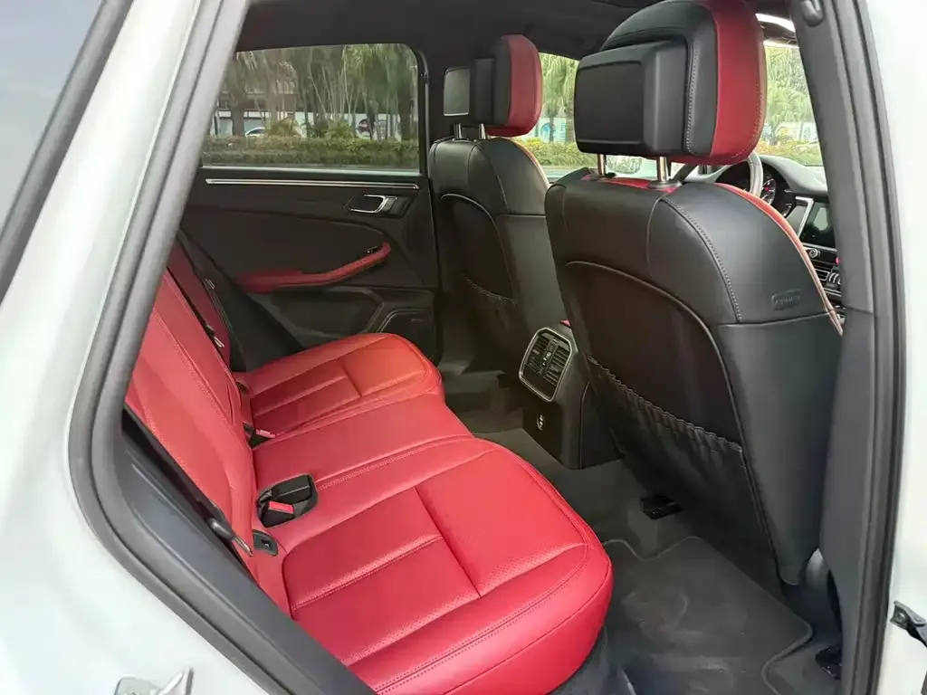 Porsche Macan 2025 из CN, фото 9