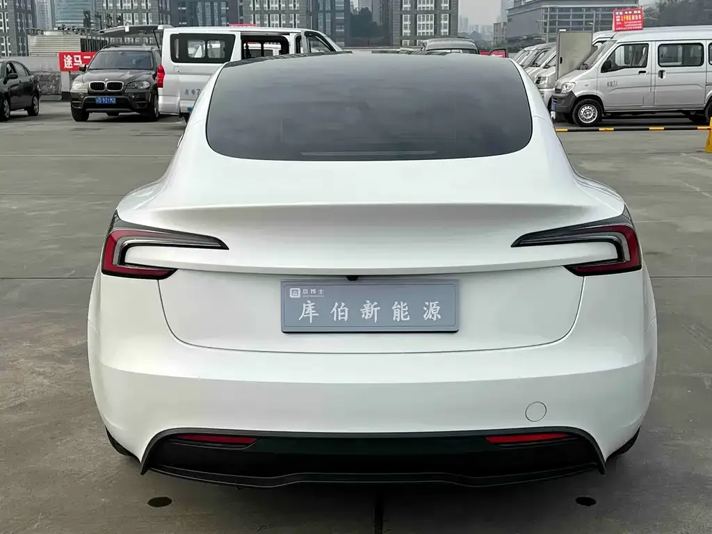 Tesla Model 3 2025 из CN, фото 8