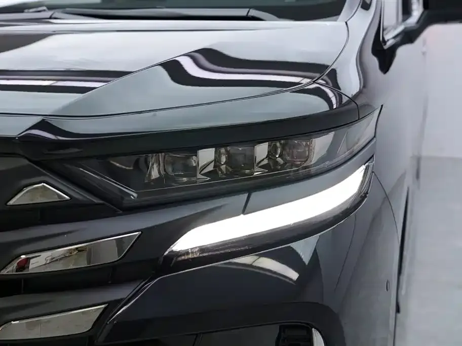 Toyota Vellfire 2024 из CN, фото 10