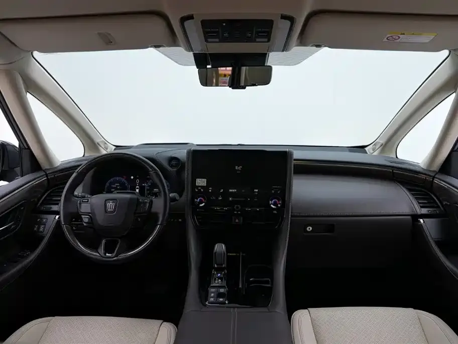Toyota Vellfire 2024 из CN, фото 7
