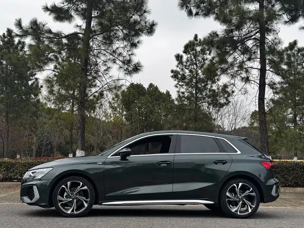 Audi A3 2023 из CN, фото 10