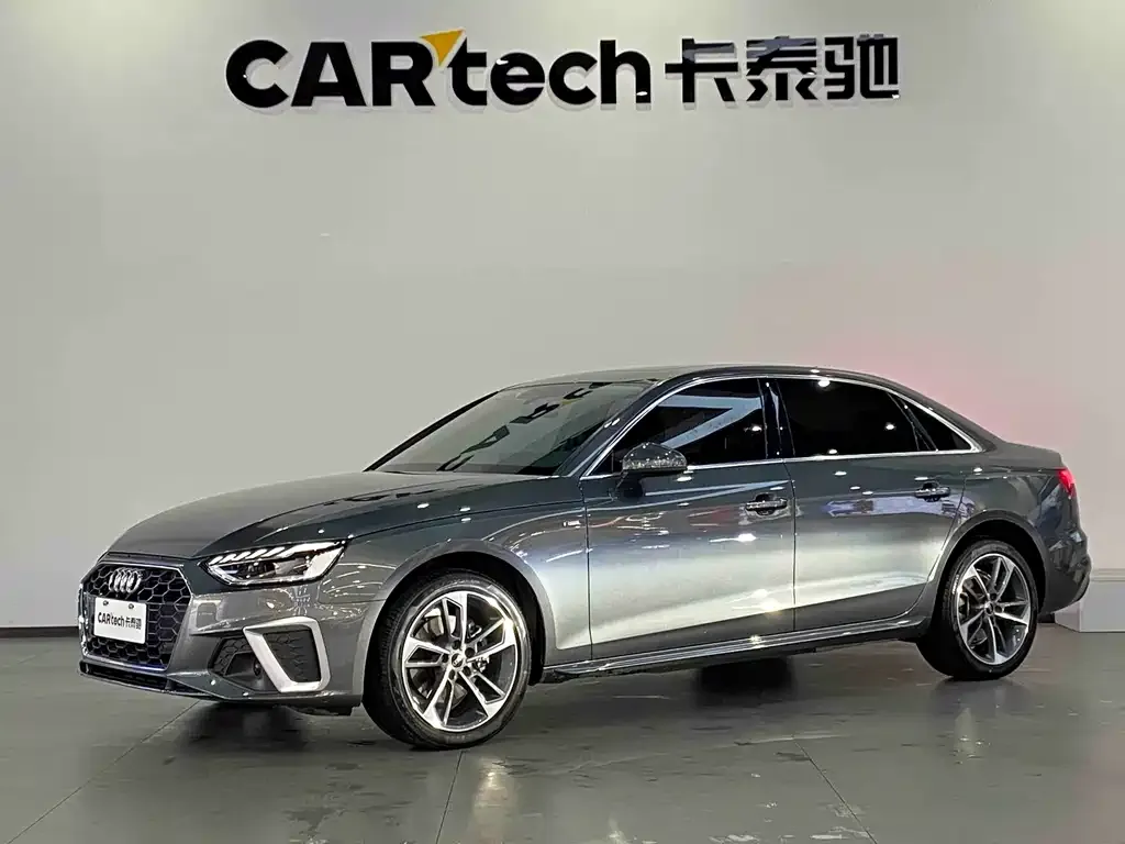 Audi A4L 2022 из CN, фото 1