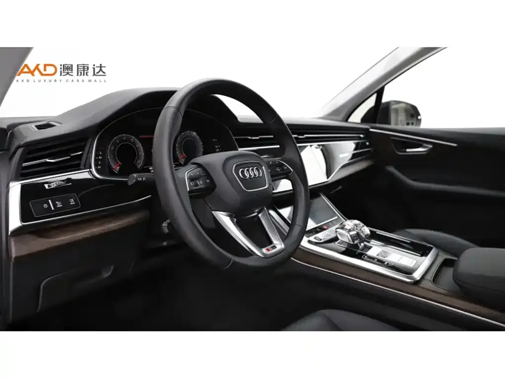 Audi Q7 2022 из CN, фото 2