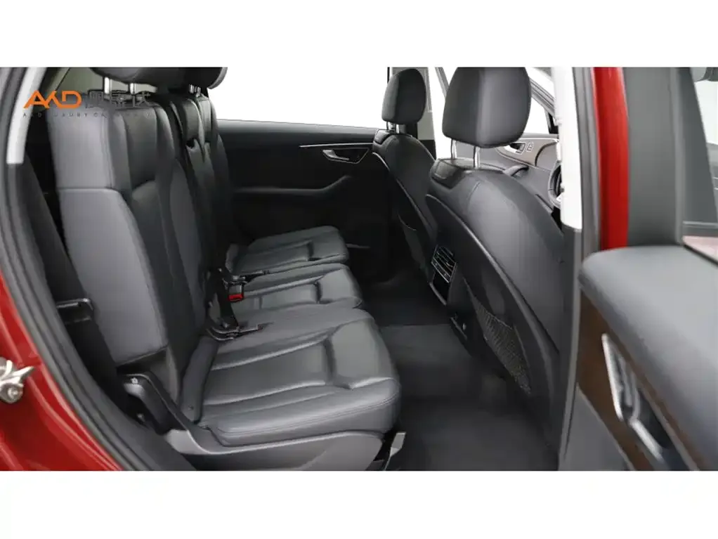 Audi Q7 2022 из CN, фото 9