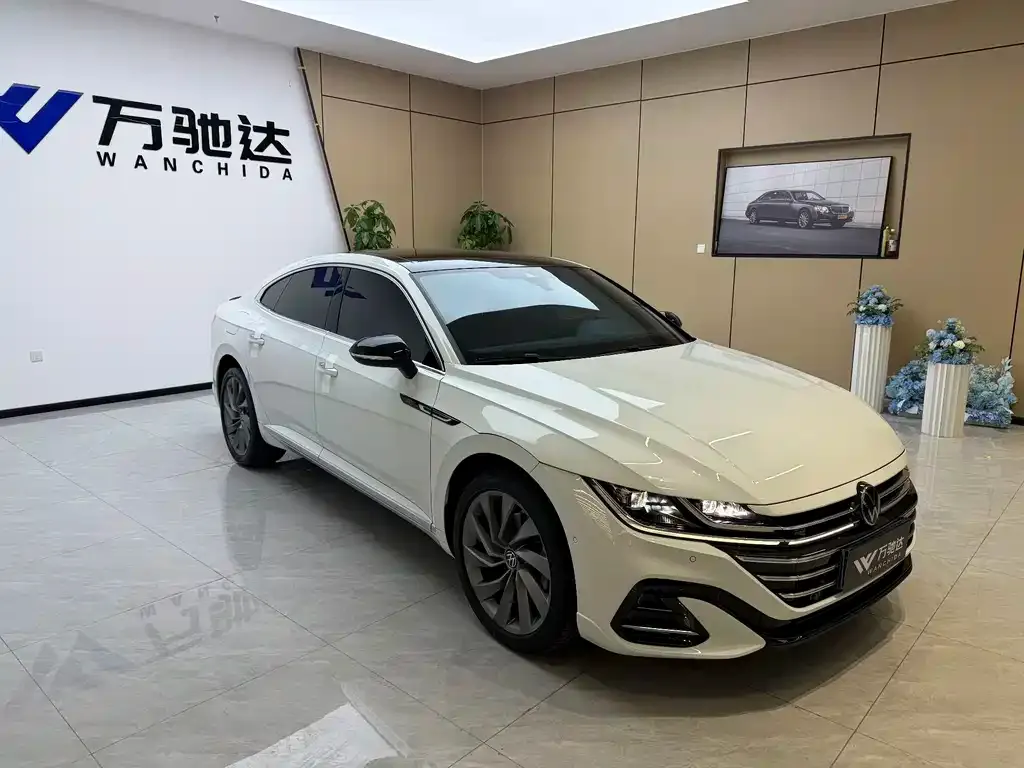 Volkswagen CC 2024 из CN, фото 1