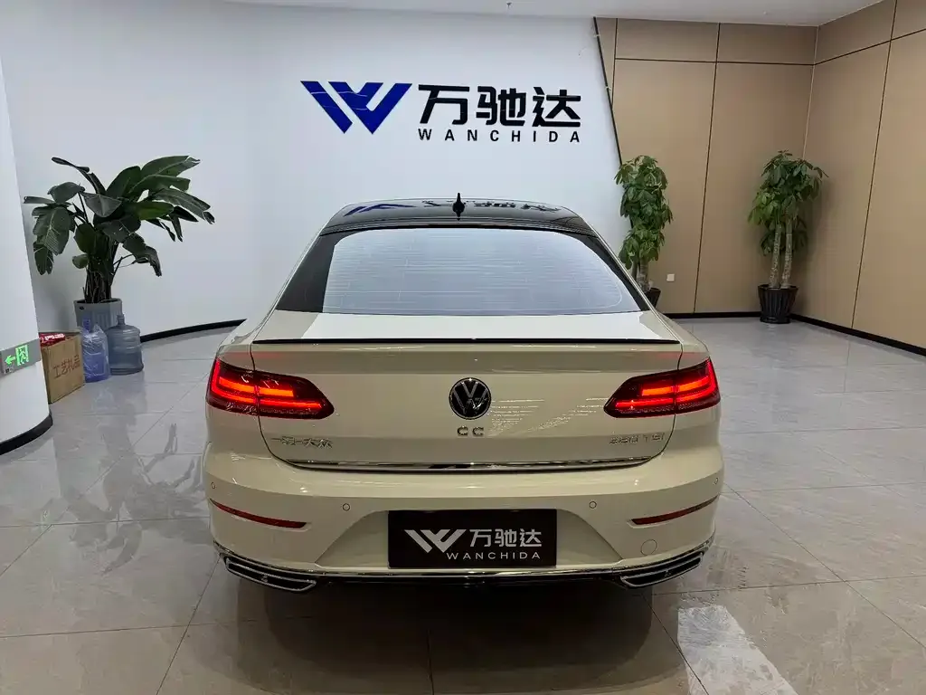 Volkswagen CC 2024 из CN, фото 2