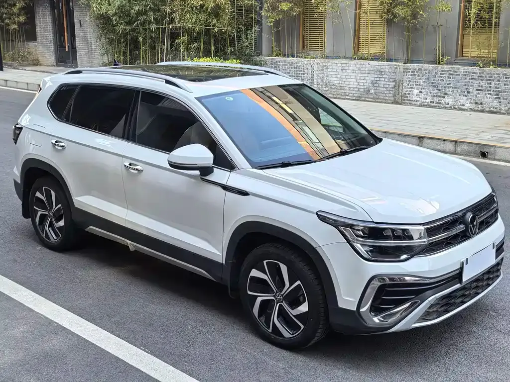 Volkswagen Tharu 2024 из CN, фото 10