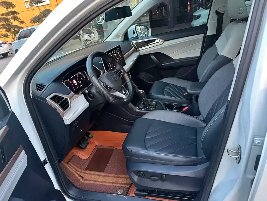 Volkswagen Tharu 2024 из CN, фото 4