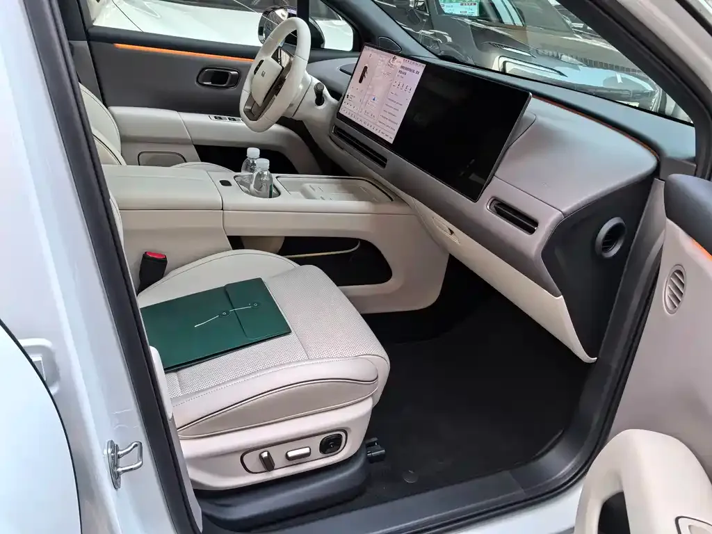Li Auto i6 2026 из CN, фото 4