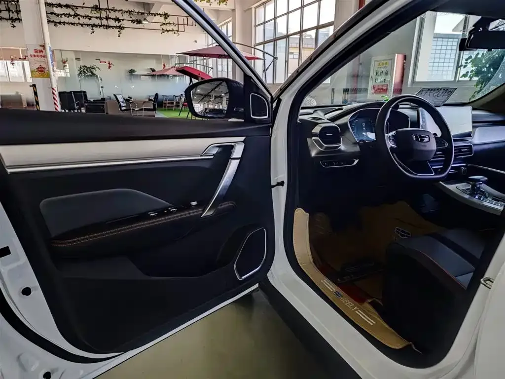 Geely Binyue 2023 из CN, фото 7
