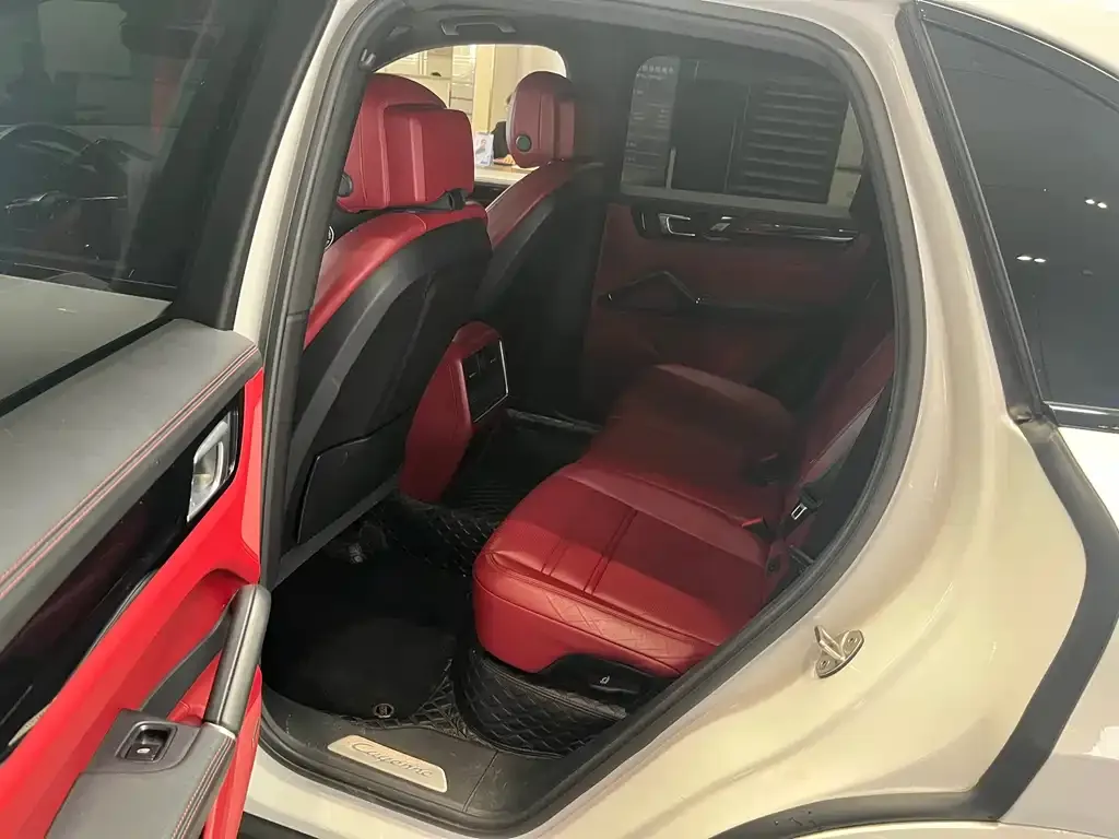 Porsche Cayenne Hybrid 2022 из CN, фото 5