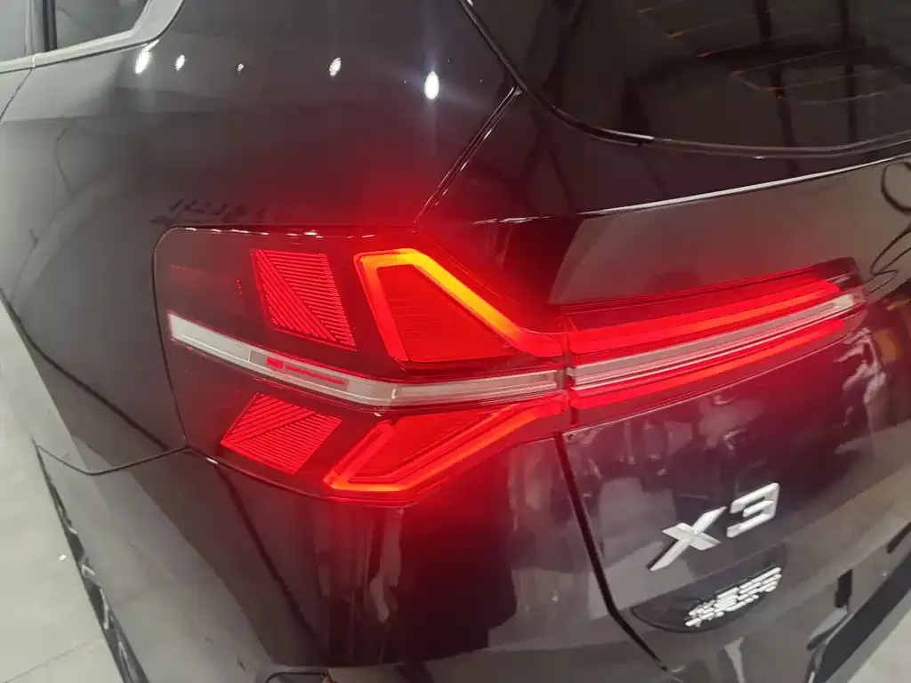BMW X3 2025 из CN, фото 10