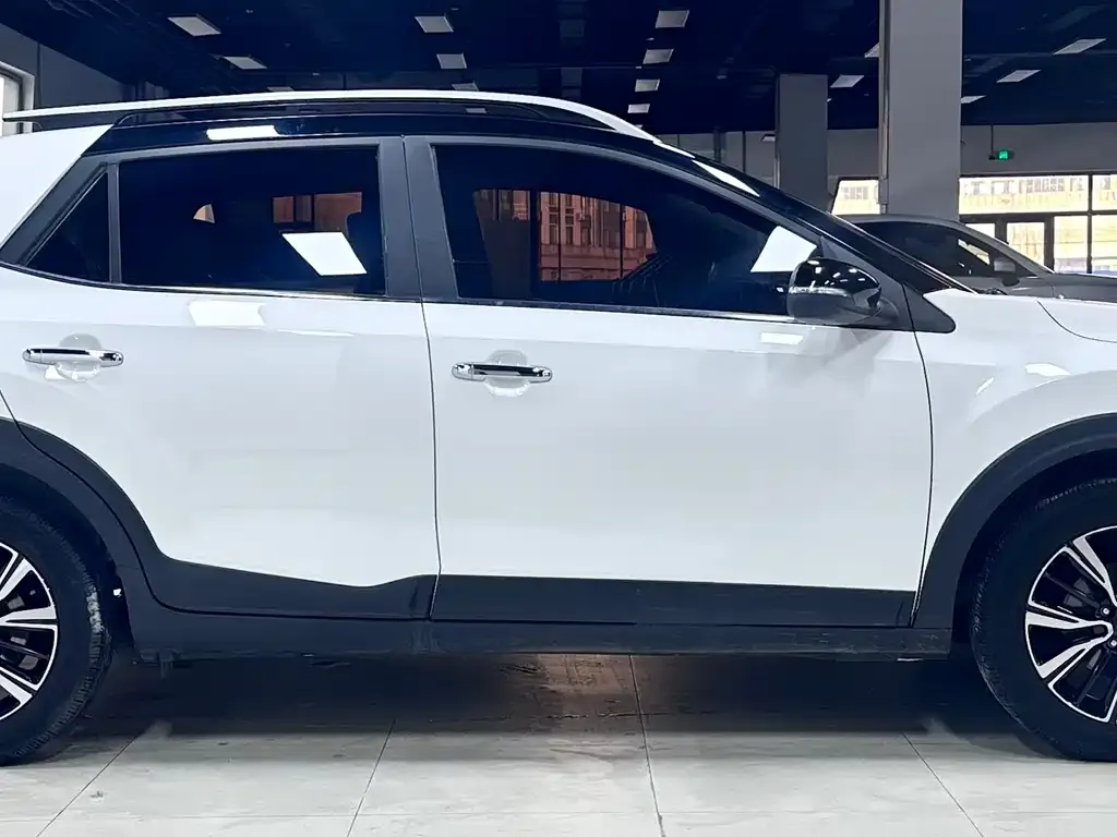 Kia KX1 2022 из CN, фото 3