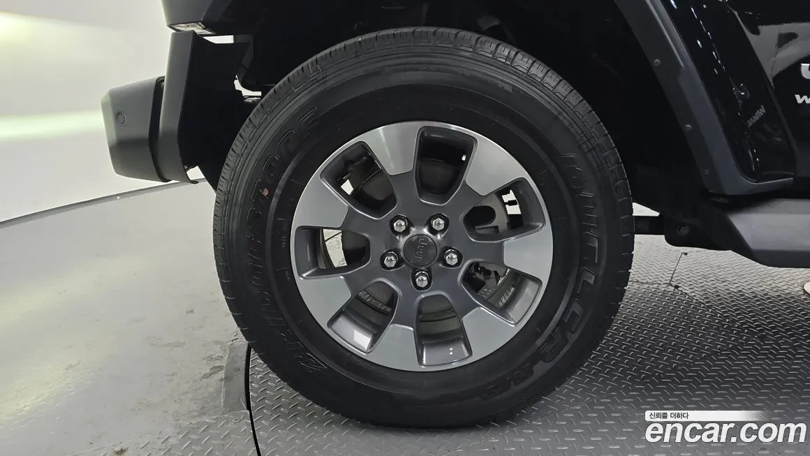 Jeep Wrangler 2023 из KR, фото 7