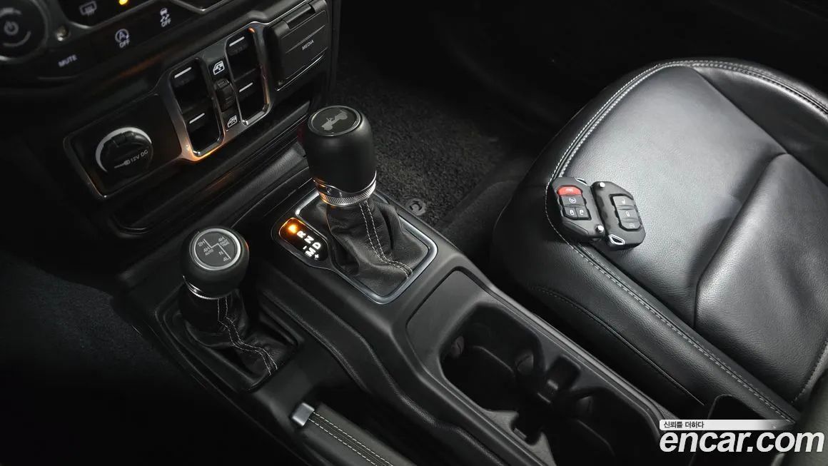 Jeep Wrangler 2023 из KR, фото 9