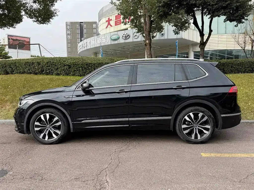 Volkswagen Tiguan L 2022 из CN, фото 9
