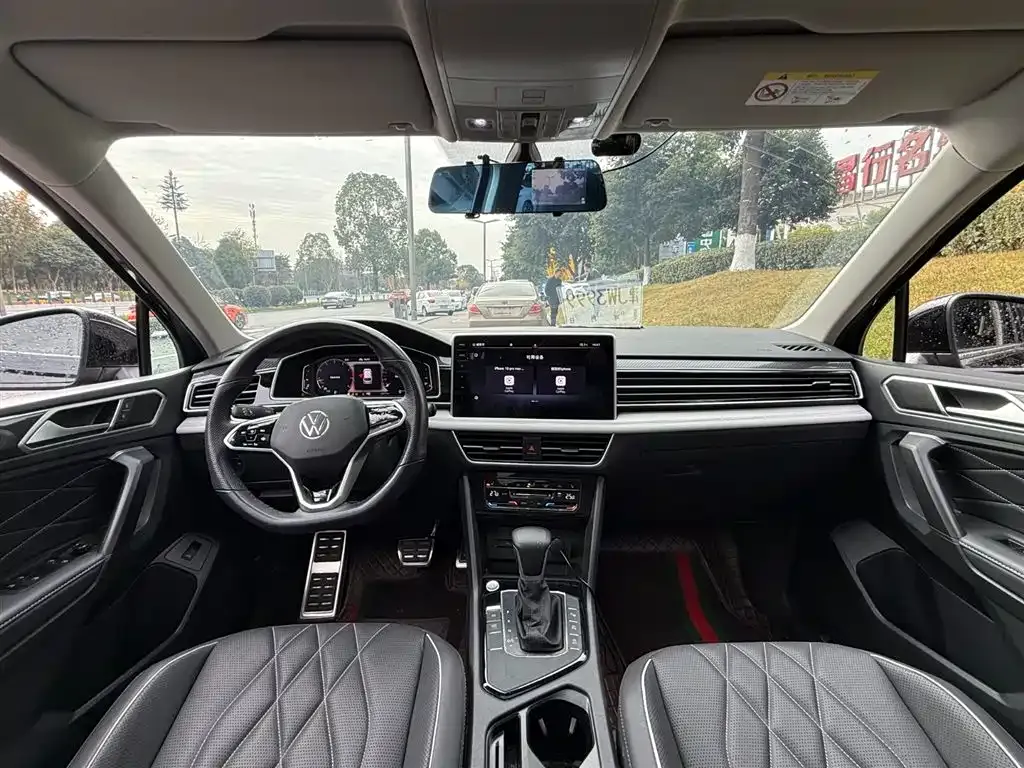 Volkswagen Tiguan L 2022 из CN, фото 4