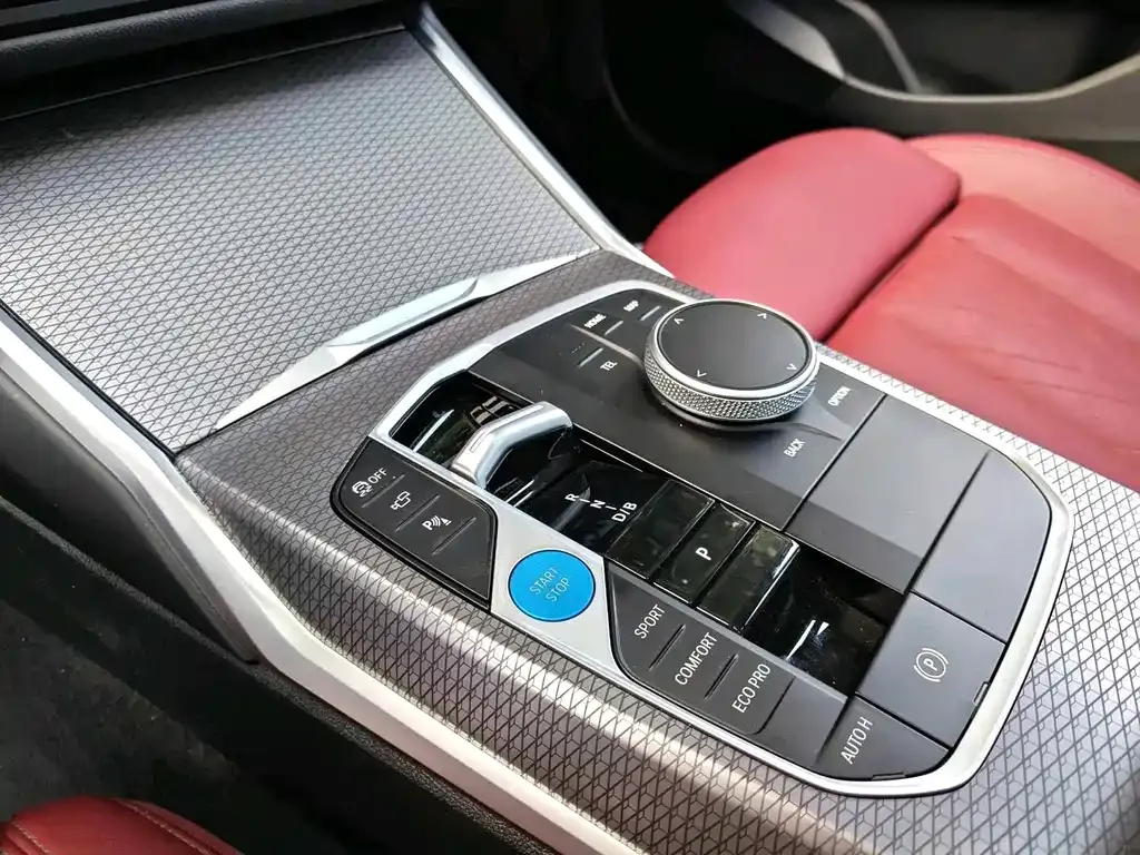 BMW i3 2024 из CN, фото 4