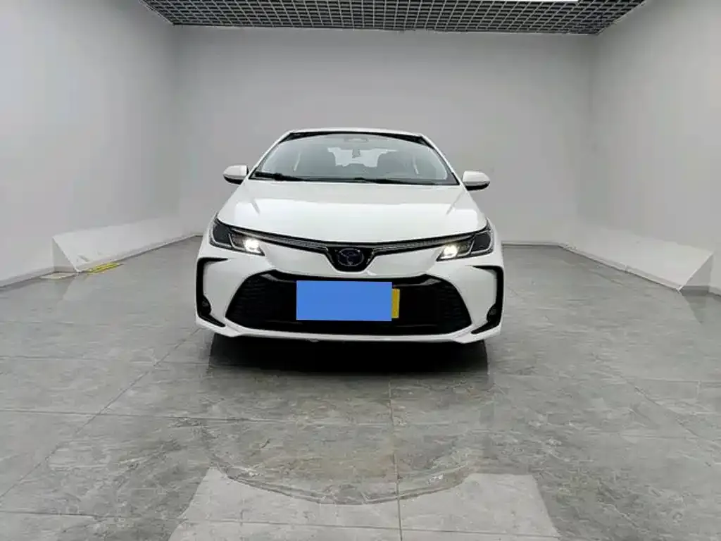 Toyota Corolla 2023 из CN, фото 8